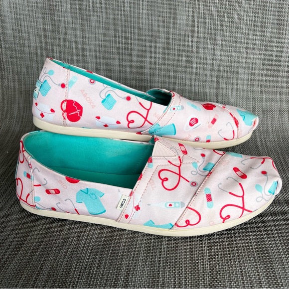 Toms Alpargata Nurse Appreciation Shoes Size W10 - Picture 2 of 9